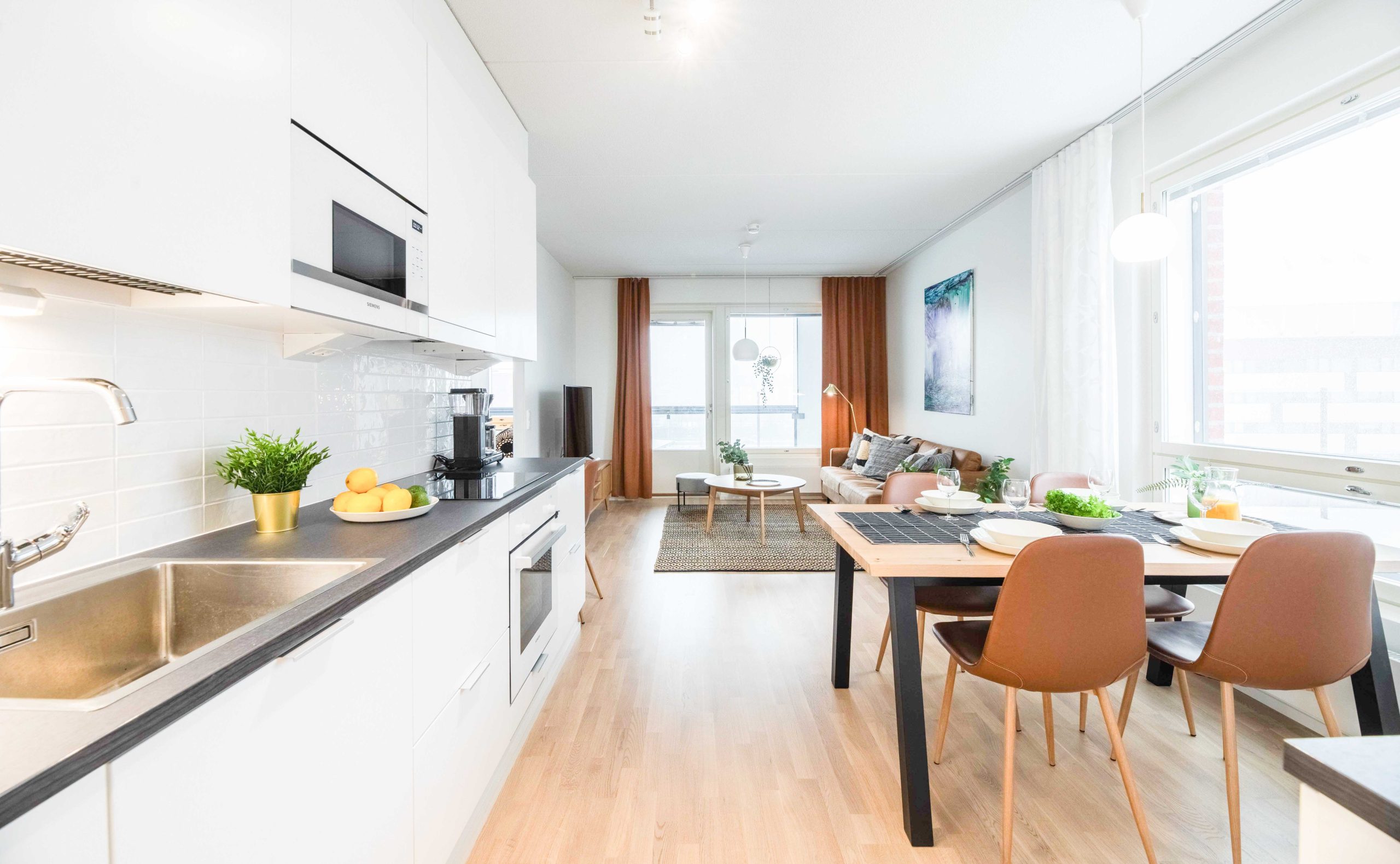 Umeblowane apartamenty Lutakko Jyväskylä – ekskluzywne umeblowane apartamenty i zakwaterowanie biznesowe nad brzegiem jeziora Jyväsjärvi, blisko centrum Jyväskylä